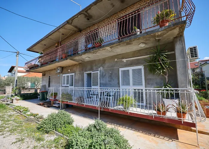 One Bedroom Dragica Zara