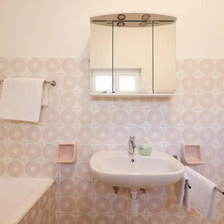 One Bedroom Dragica * Zara